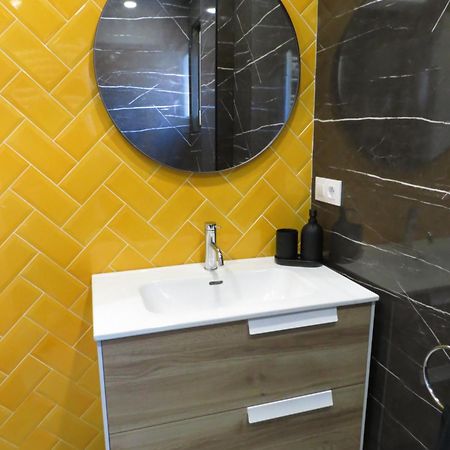Apartamento Jardin Deluz, Con Wifi Y Parking Privado Gratis Santender Kültér fotó