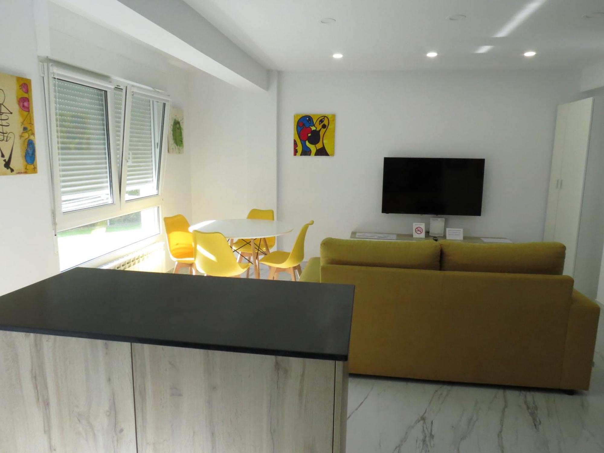 Apartamento Jardin Deluz, Con Wifi Y Parking Privado Gratis Santender Kültér fotó