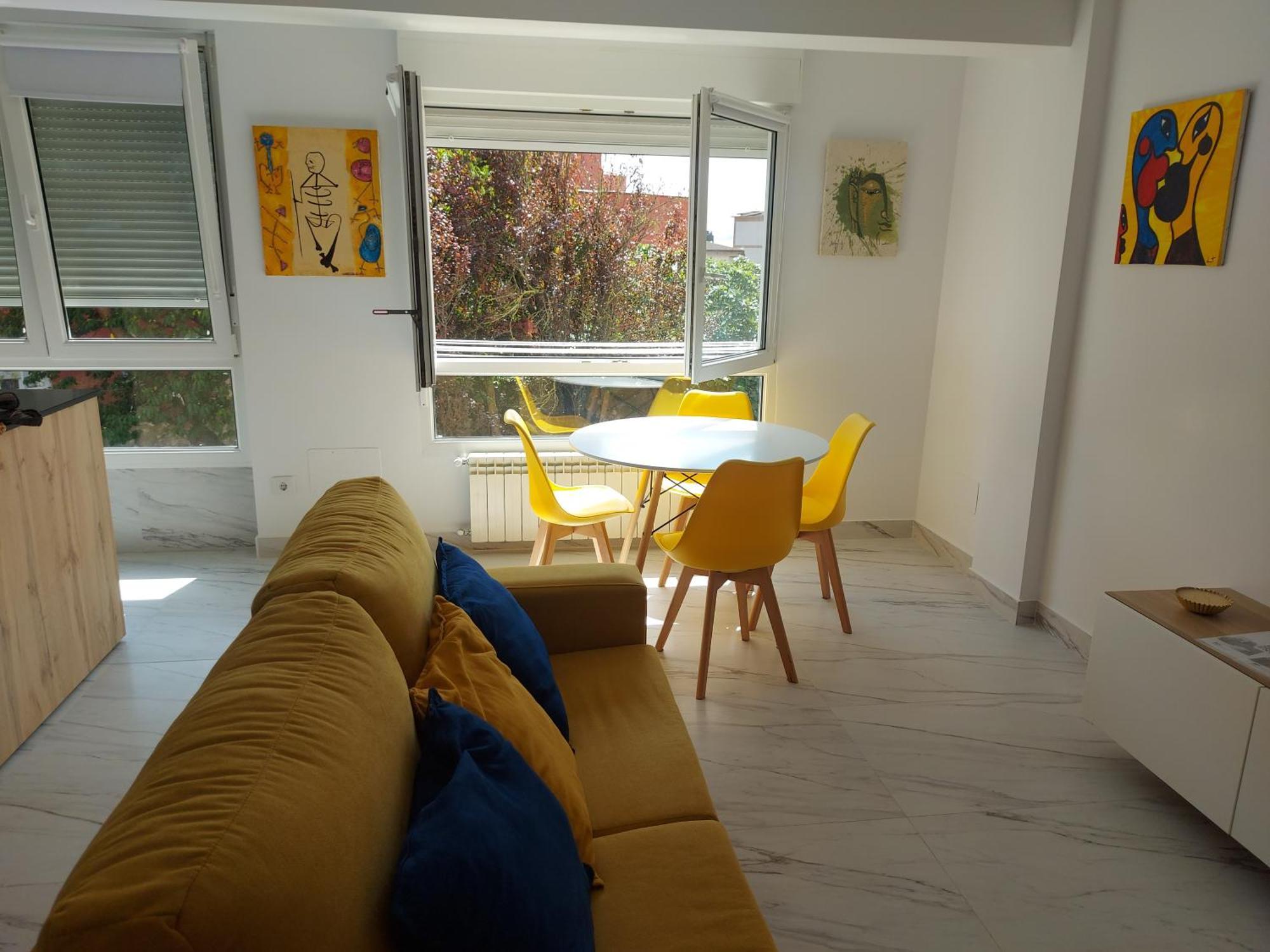 Apartamento Jardin Deluz, Con Wifi Y Parking Privado Gratis Santender Kültér fotó