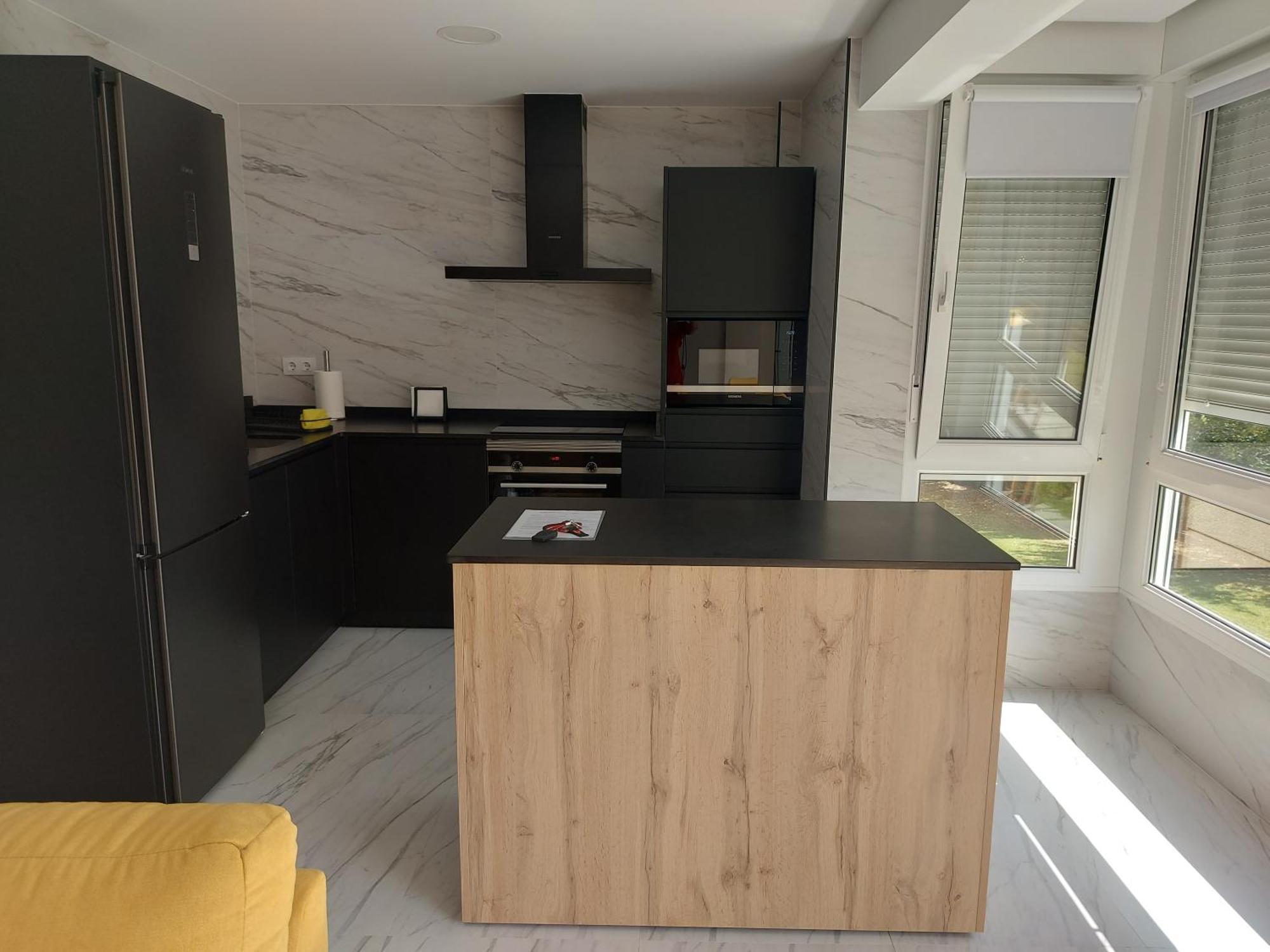 Apartamento Jardin Deluz, Con Wifi Y Parking Privado Gratis Santender Kültér fotó